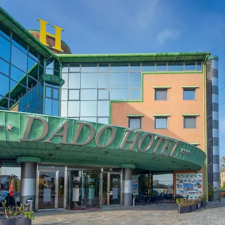 Dado International מלון