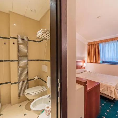 Dado International 4*