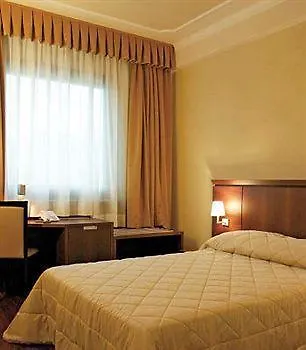 Dado International 4*