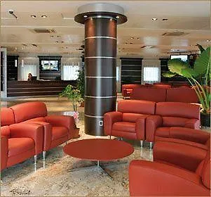 Dado International מלון 4*