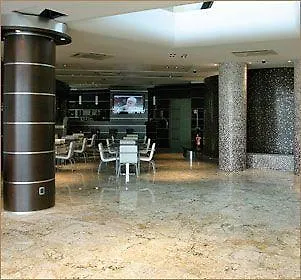 Dado International מלון