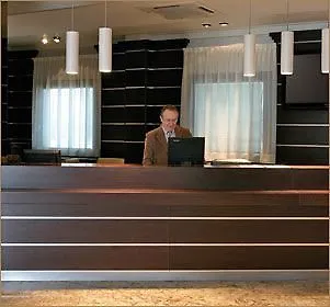 Dado International Отель Парма