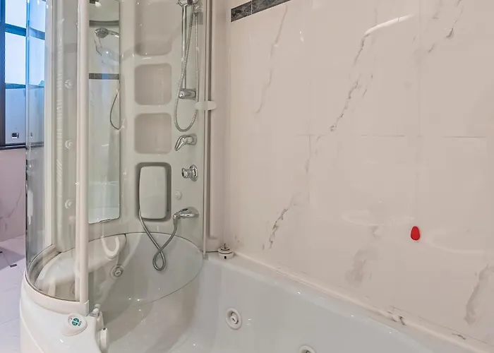 Dado International Отель