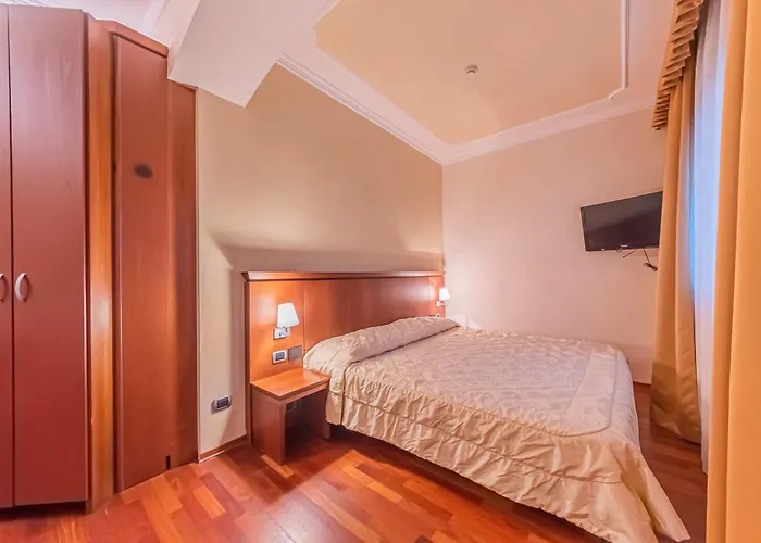 Dado International Отель Парма