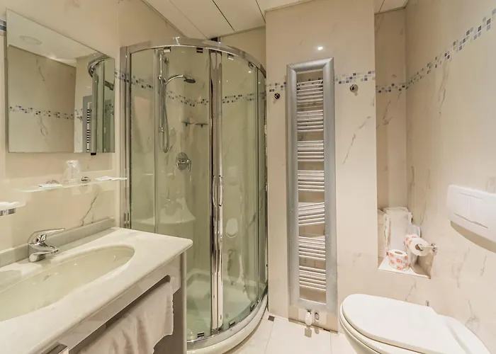 Отель Dado International 4*