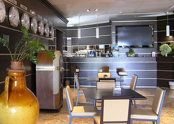 Dado International Отель 4*