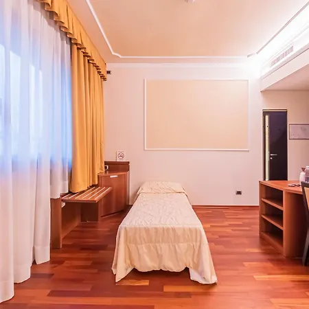 Hotel Dado International Parma