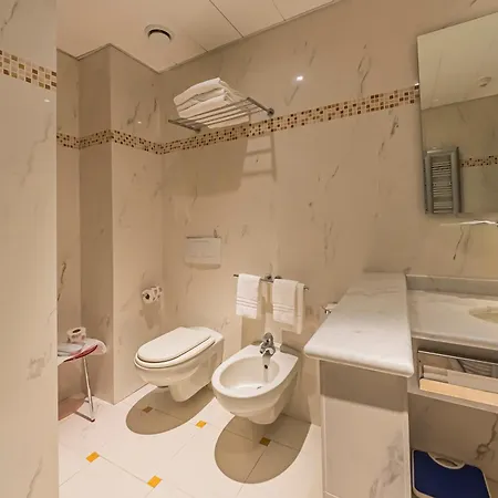 Hotel Dado International Parma