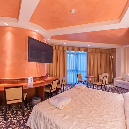 Dado International 4*