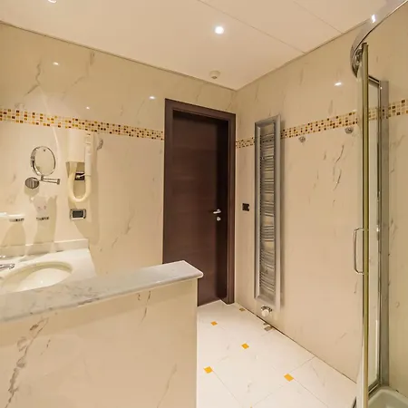 Dado International Hotel 4*