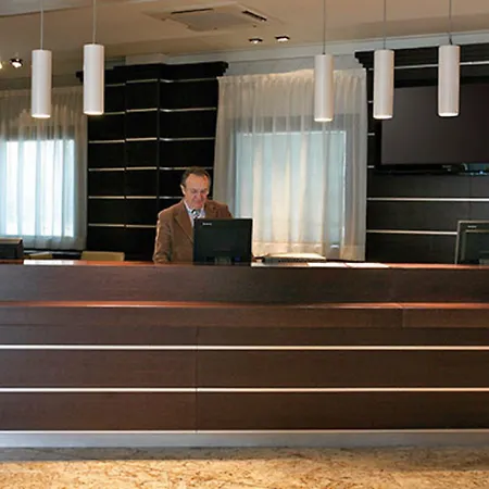 Dado International 4* Parma