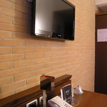 Dado International Hotel 4*