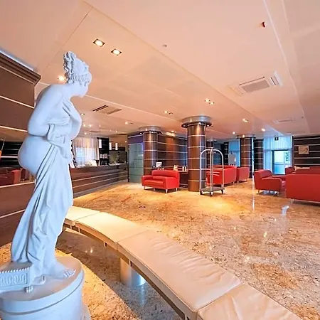 Dado International Hotel 4*