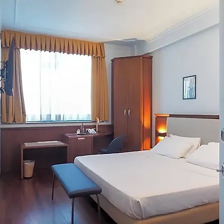 Dado International 4* Parma