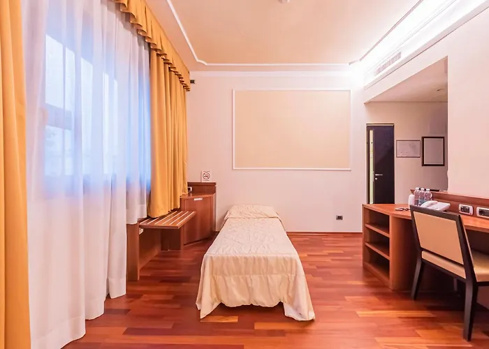 Hotel Dado International Parma