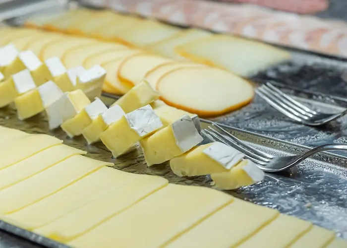 Dado International Hotel 4*