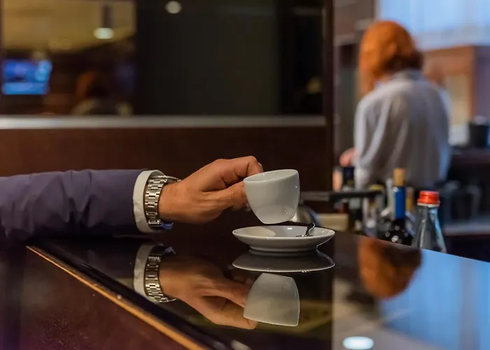 Dado International מלון