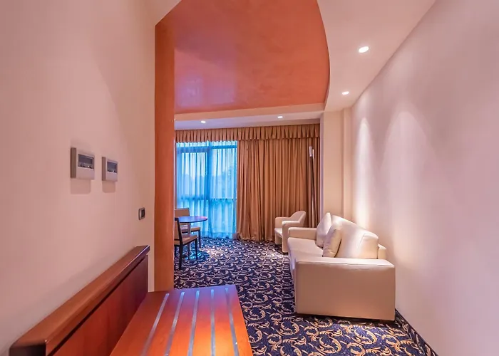 Dado International 4* Parma