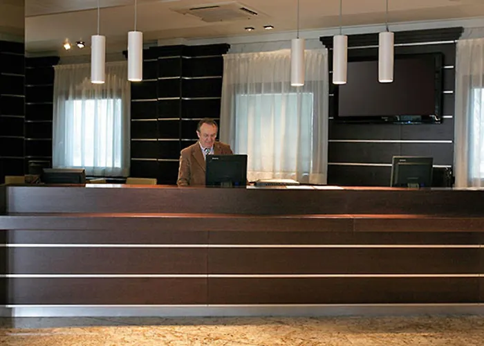 Dado International 4* パルマ