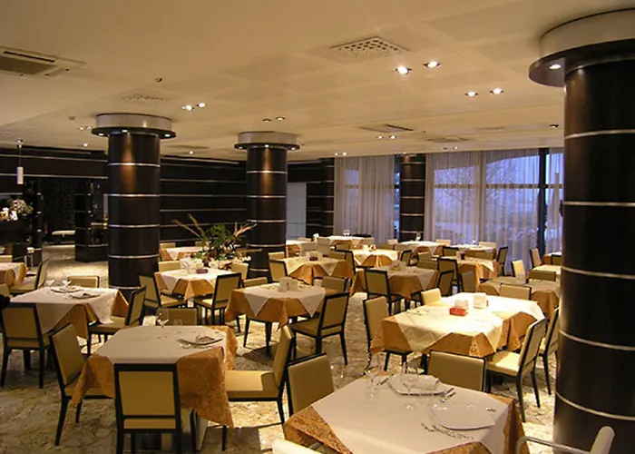 Dado International Hotel Parma