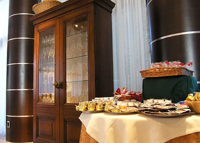 Dado International Hotel 4*